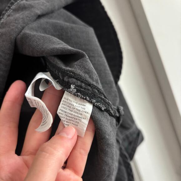 Madewell Women’s Denim Popover Top Sz M Black Wash Essential Closet Staple - Picture 7 of 11